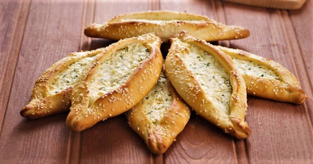 فطایر پنیری لبنانیپ